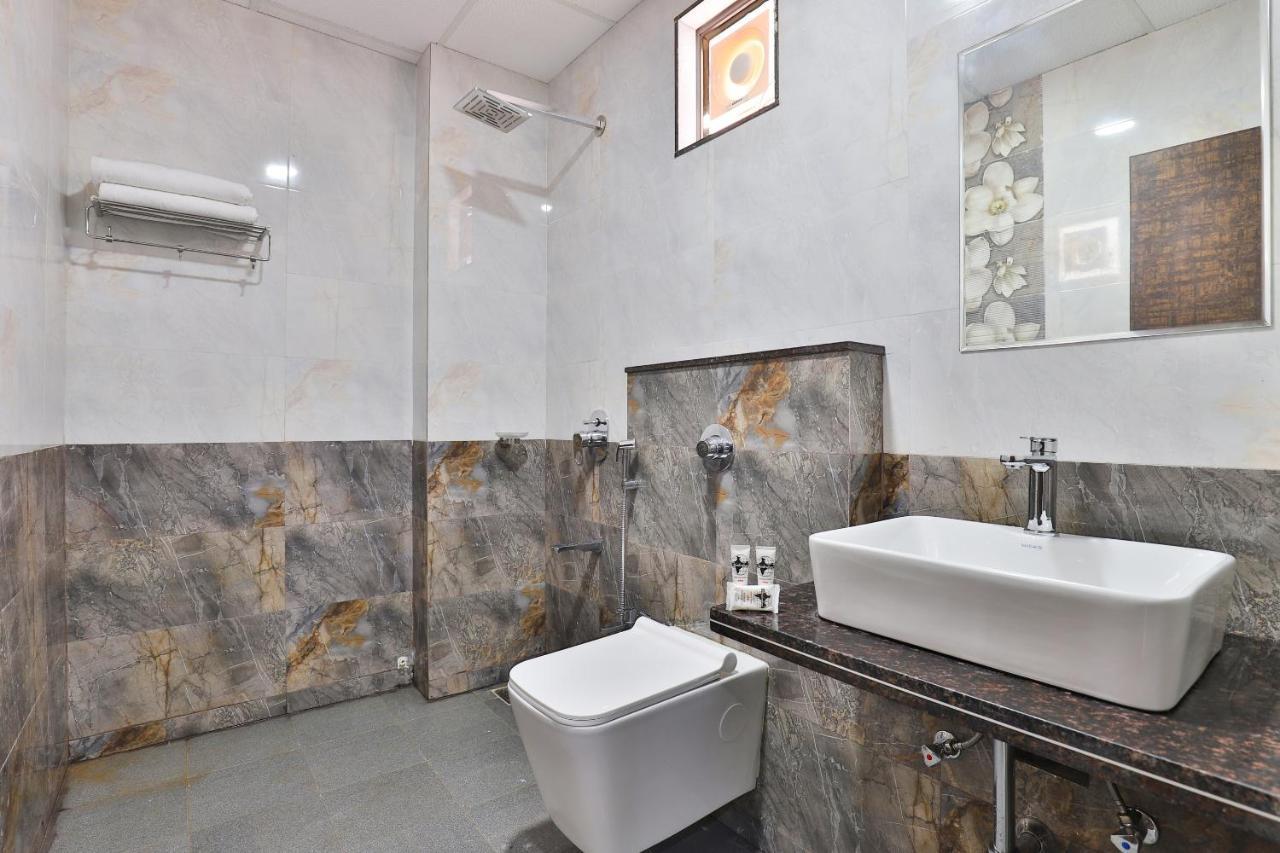 Oyo 23174 Hotel Parth Inn Dwārka Dış mekan fotoğraf